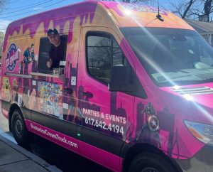 Read more about the article Book Boston Icecream Truck in Quincy, MA | Ice Cream Truck Rental for Events